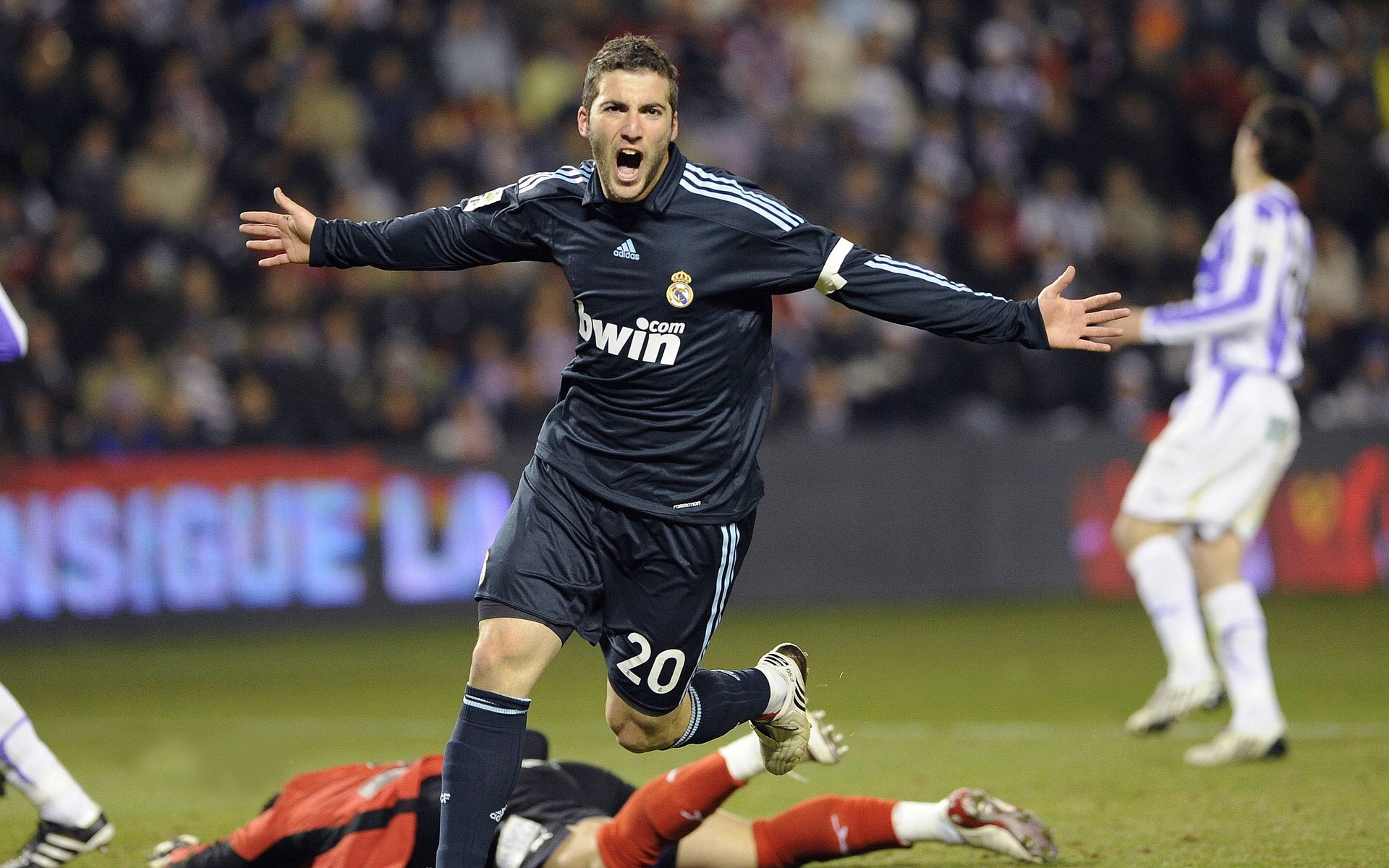 最佳门将：年度评选背后的故事，最佳门将怎么评